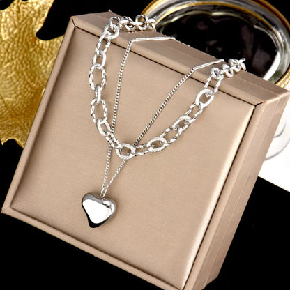Selene Line Chain Heart Necklace