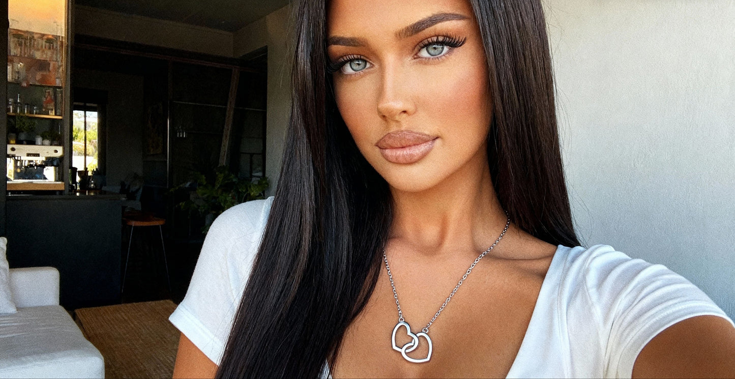 Selene Line Interlocked Heart necklace